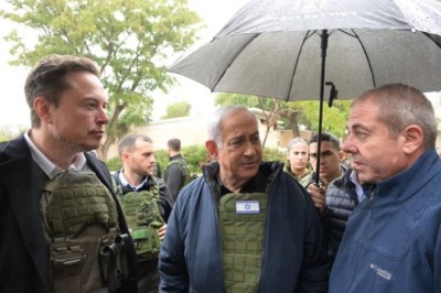 Musk si po boku Netanjahua prohlédl kibuc, kde vraždili teroristé z Hamásu