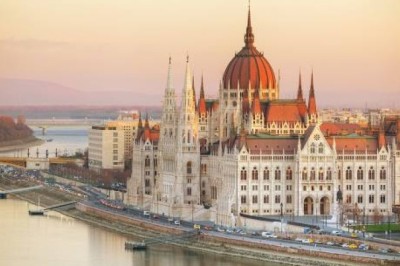 Premiér Fico sa zastal Orbána