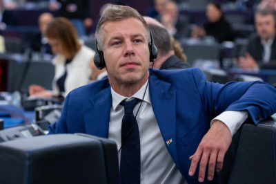 Péter Magyar v skratke.